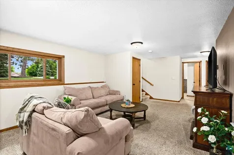 4909 Whitetail Drive Hermantown MN 55811