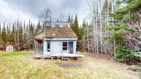 16 Ary Point Road Hovland MN 55606