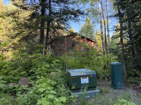 16 Ary Point Road Hovland MN 55606