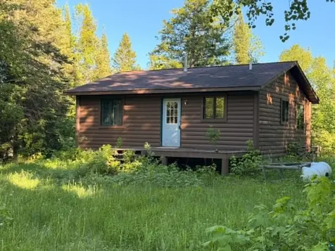 16 Ary Point Road Hovland MN 55606