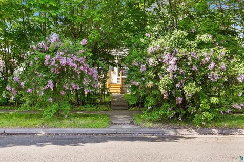 3 N 63rd Avenue W Duluth MN 55807