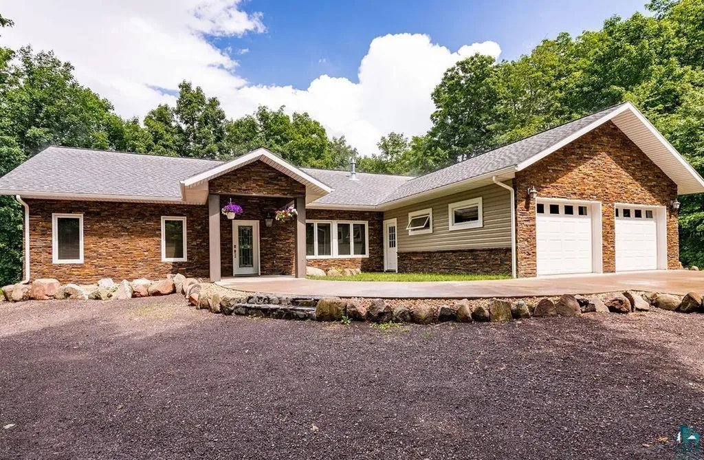 5669 W Park Hill Road Finland MN 55603