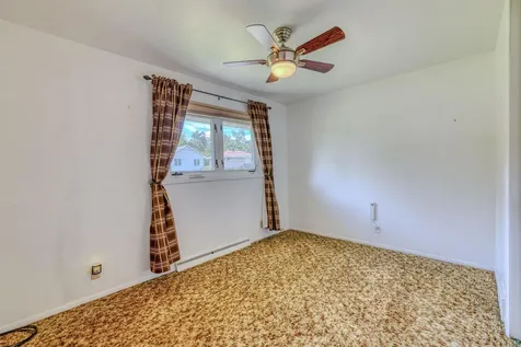 2113 Hutchinson Road Duluth MN 55811