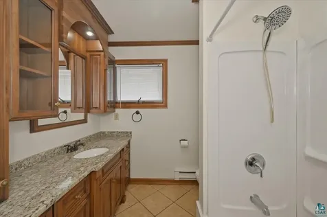 716-718 22nd Avenue E Superior WI 54880