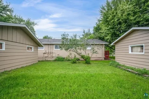 716-718 22nd Avenue E Superior WI 54880