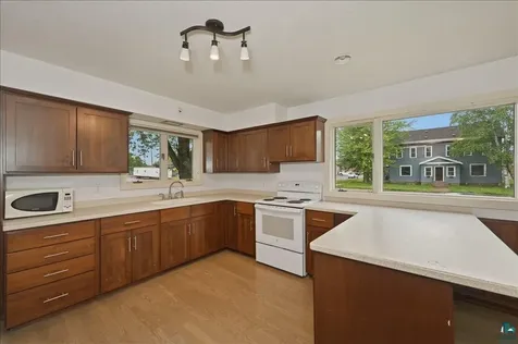 716-718 22nd Avenue E Superior WI 54880