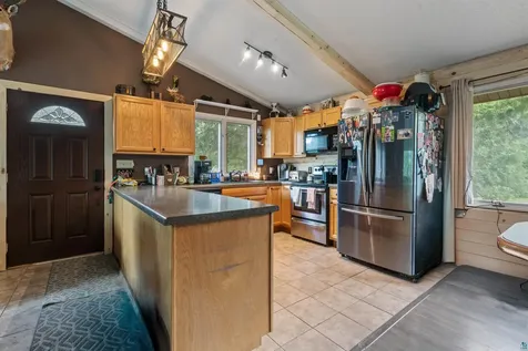 8233 Highway 37 Eveleth MN 55734