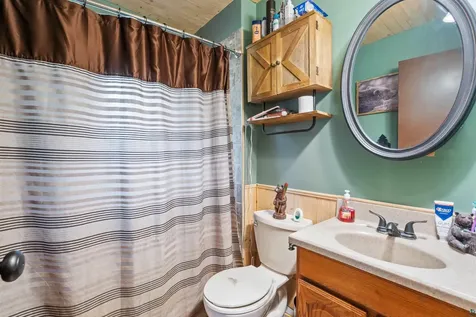 8233 Highway 37 Eveleth MN 55734