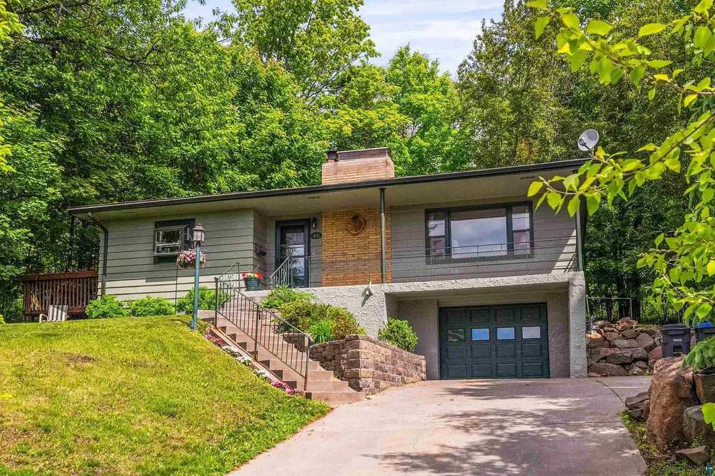401 Snively Road Duluth MN 55803