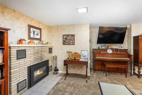 401 Snively Road Duluth MN 55803