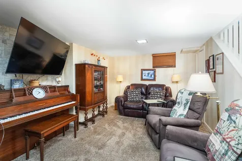 401 Snively Road Duluth MN 55803