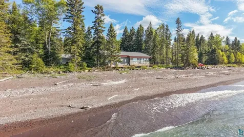 3818 Manitoo Trail Grand Marais MN 55604