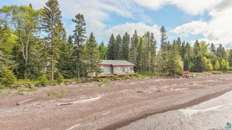 3818 Manitoo Trail Grand Marais MN 55604