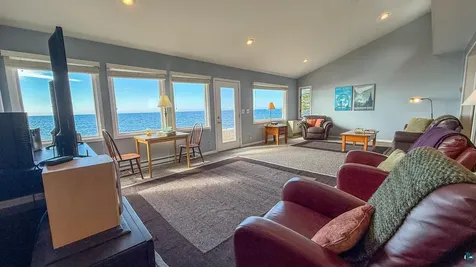 3818 Manitoo Trail Grand Marais MN 55604