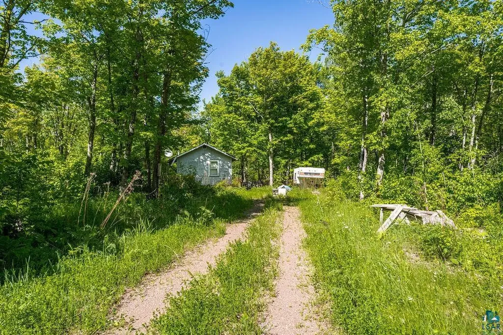6298 Highway 1 Silver Bay MN 55614
