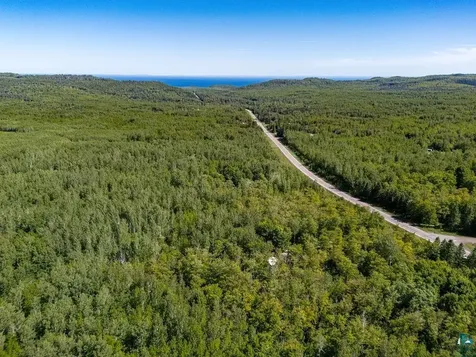 6298 Highway 1 Silver Bay MN 55614