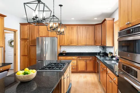 442 Hastings Drive Duluth MN 55803
