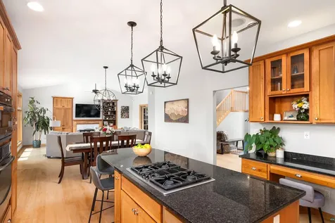 442 Hastings Drive Duluth MN 55803