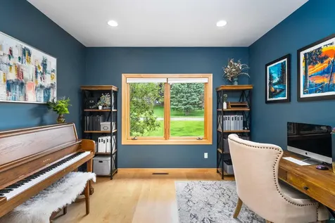 442 Hastings Drive Duluth MN 55803
