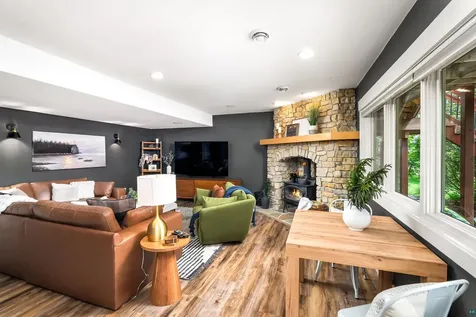 442 Hastings Drive Duluth MN 55803