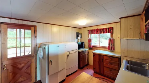 1534 Hwy 61 E Grand Marais MN 55604