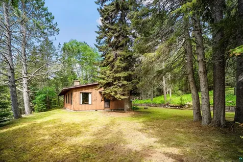 1534 Hwy 61 E Grand Marais MN 55604