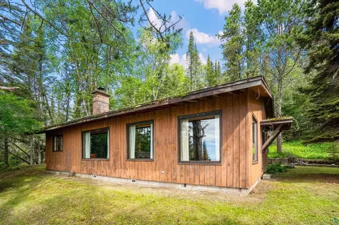 1534 Hwy 61 E Grand Marais MN 55604