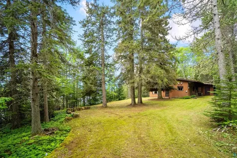 1534 Hwy 61 E Grand Marais MN 55604