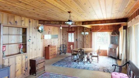 1534 Hwy 61 E Grand Marais MN 55604
