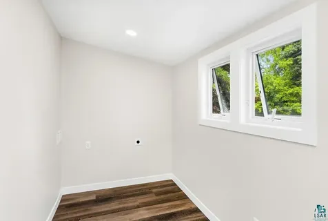 4217 Peabody Street Duluth MN 55804