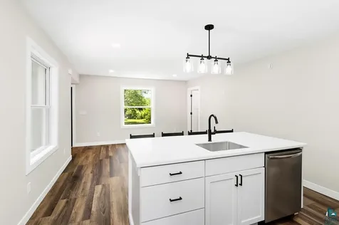 4217 Peabody Street Duluth MN 55804