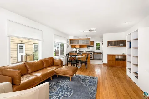 1811 Vermilion Road Duluth MN 55803