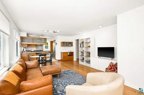 1811 Vermilion Road Duluth MN 55803