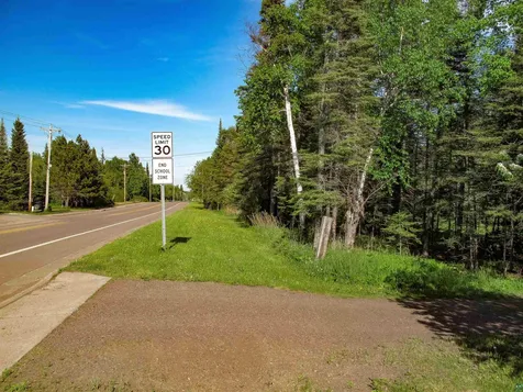 1,2,3,4,5,6 E 5th Street Grand Marais MN 55604