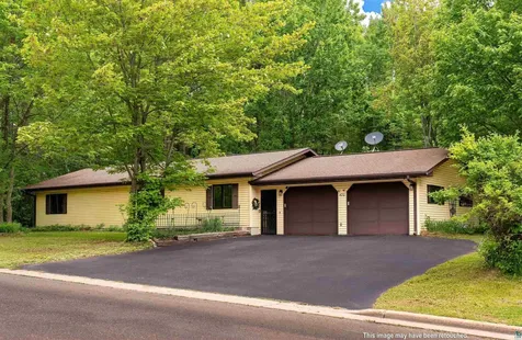 420 5th Avenue E Washburn WI 54891