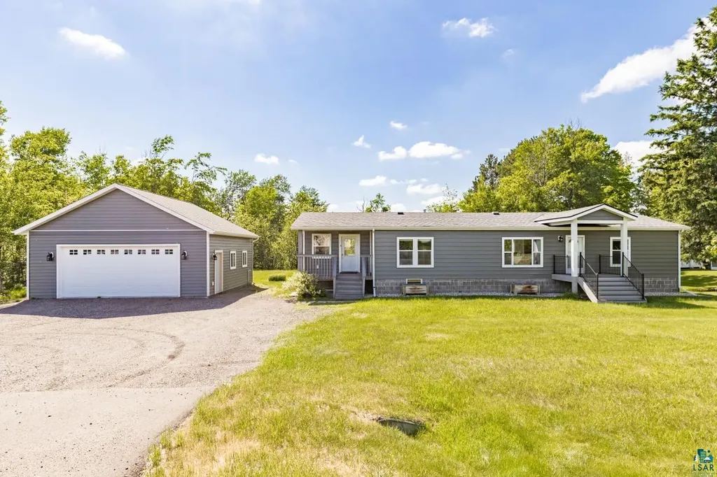 4407 Ugstad Road Hermantown MN 55811