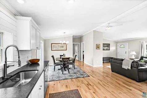 4407 Ugstad Road Hermantown MN 55811