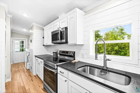 4407 Ugstad Road Hermantown MN 55811