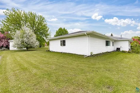 3007 E 7th Street Superior WI 54880