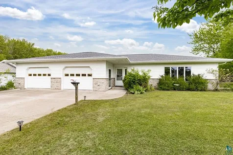 3007 E 7th Street Superior WI 54880