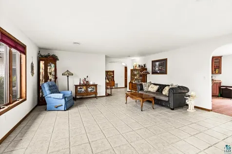 3007 E 7th Street Superior WI 54880