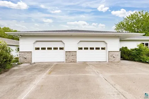 3007 E 7th Street Superior WI 54880