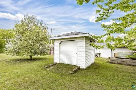 3007 E 7th Street Superior WI 54880