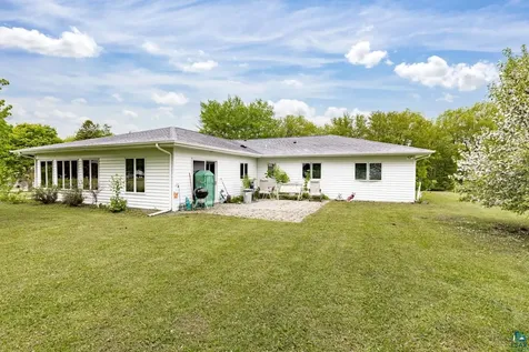 3007 E 7th Street Superior WI 54880
