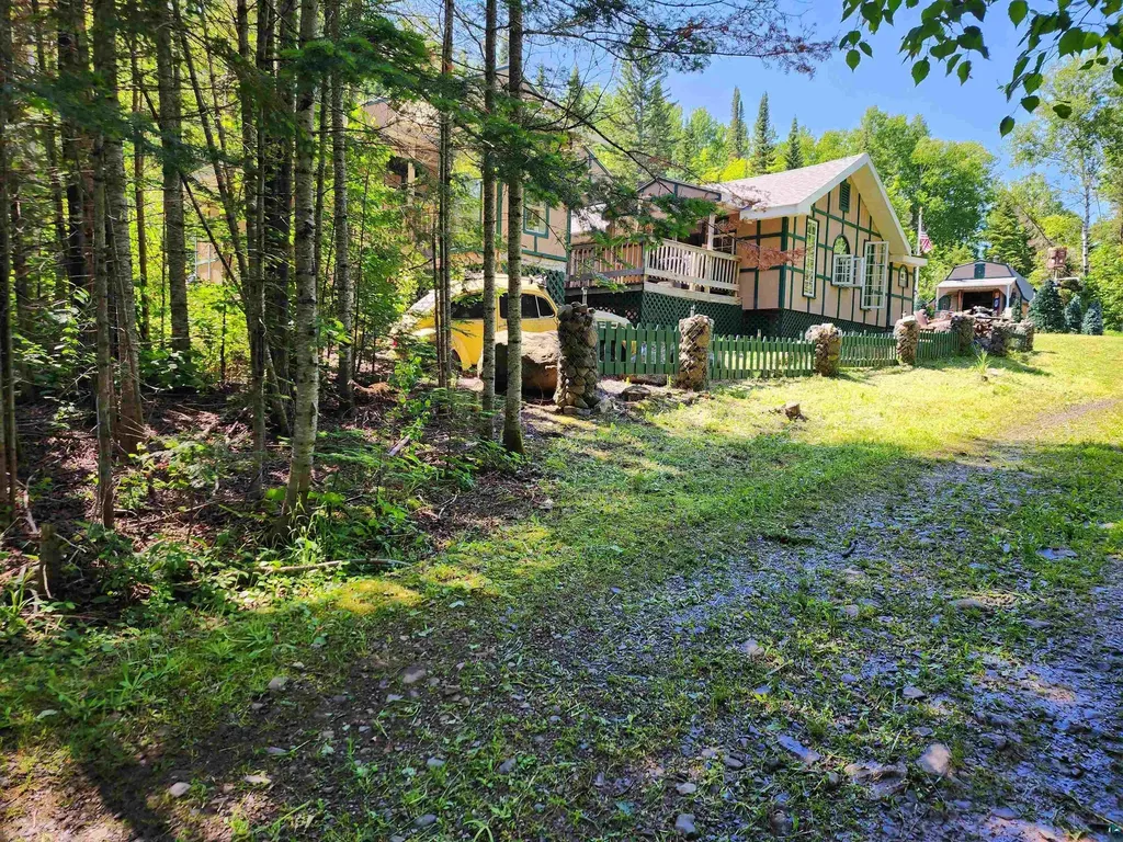 117 Tower Road Hovland MN 55606