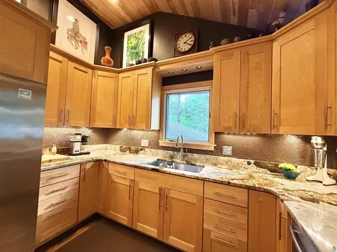 1811 Columbus Avenue Duluth MN 55803
