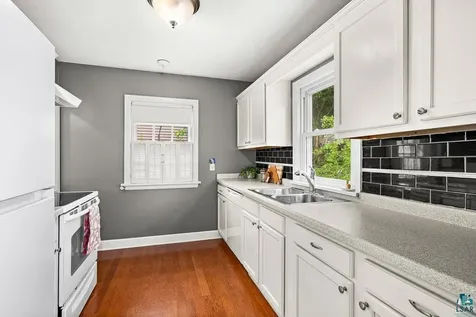 5211 Oneida Street Duluth MN 55804