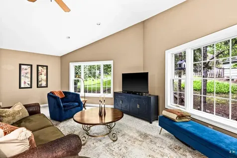 1904 Hartley Road Duluth MN 55803