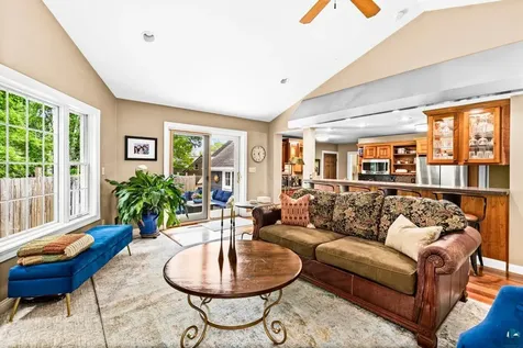 1904 Hartley Road Duluth MN 55803