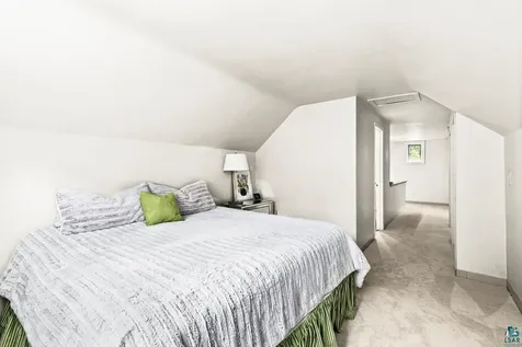 1904 Hartley Road Duluth MN 55803